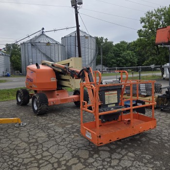 Self-Propelled Lift Rental